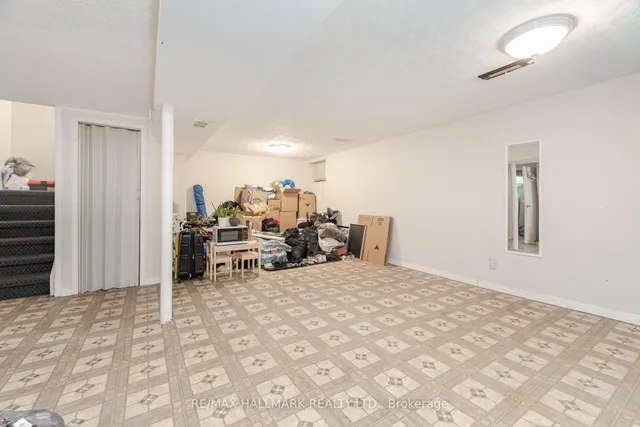 Additional image 44 of 73 Dogwood Cres