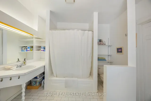 Additional image 17 of 56 Brock Ave