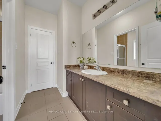 Additional image 33 of 10 Vidal Rd