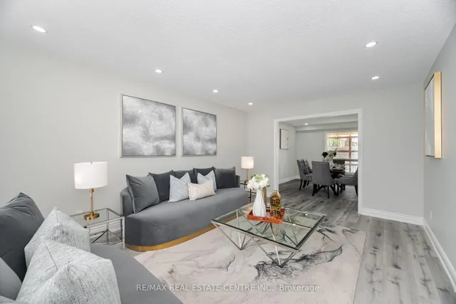 Additional image 11 of 76 Moffatt Ave