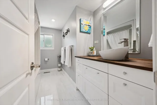 Additional image 22 of 1059 Marley Cres