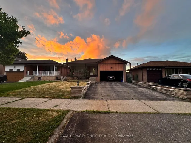 329 Jeffcoat Dr