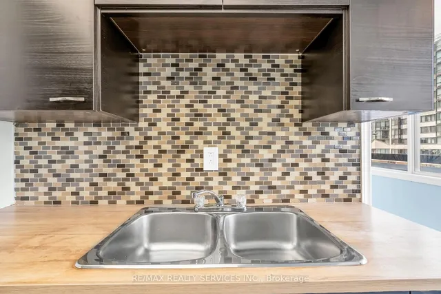 Additional image 15 of 21 Markbrook Lane Unit 306