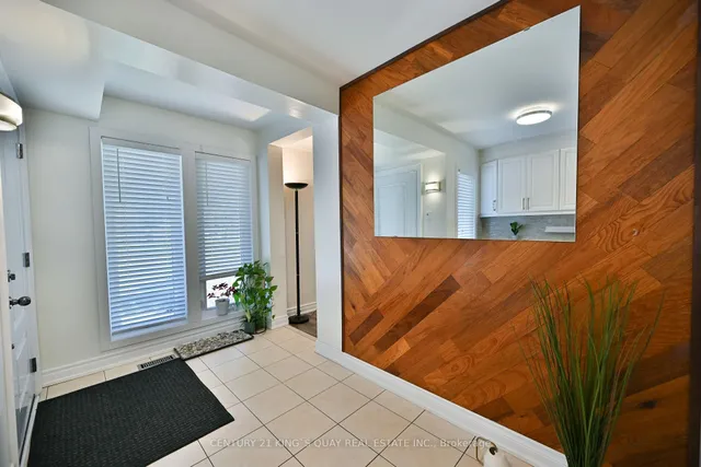 Additional image 9 of 1027 Willowdale Ave