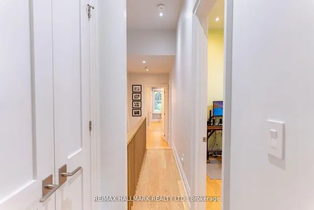 Additional image 35 of 205 Boulton Ave