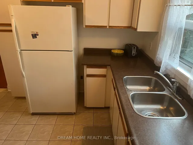 Additional image 13 of 22 Beethoven Crt