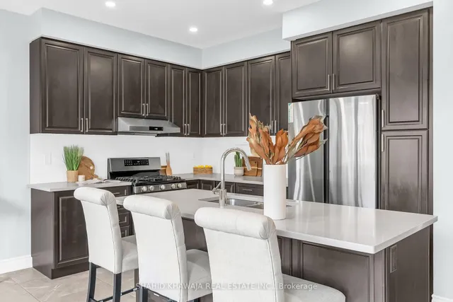 Additional image 12 of 1221 Raspberry Terr