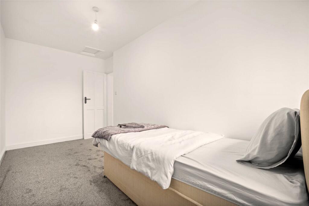 Additional image 19 of Grove Avenue, Moseley, Birmingham, West Midlands, B13