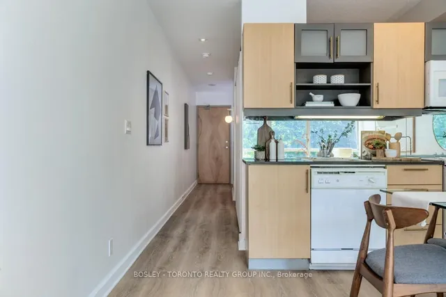 Additional image 25 of 350 Wellington St Unit 219