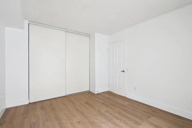 Additional image 29 of 942 Yonge St Unit 418