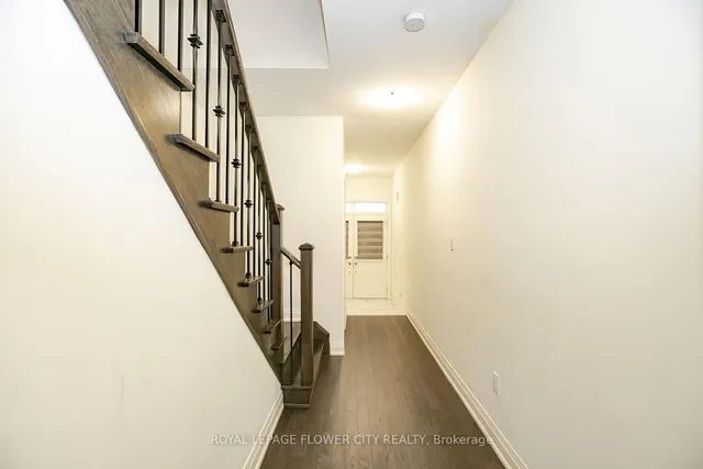 Additional image 9 of 114 Adventura Rd