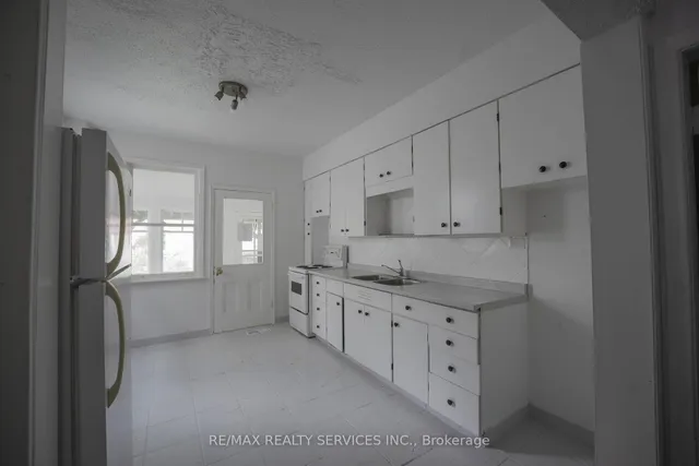 Additional image 8 of 191 Gladstone Ave