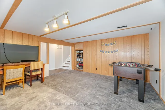 Additional image 34 of 32 Farmington Dr