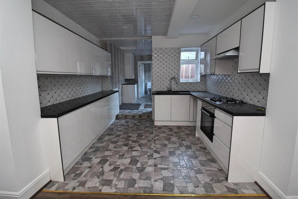 Additional image 2 of New Street, Dordon, Tamworth