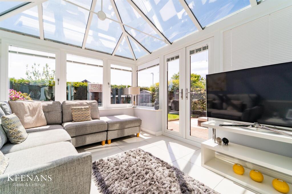 Additional image 26 of Windsor Close, Read