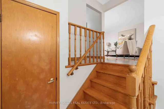 Additional image 3 of 83 Clubhouse Crt