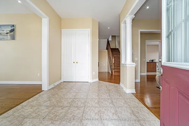 Additional image 6 of 26 Drummondville Dr