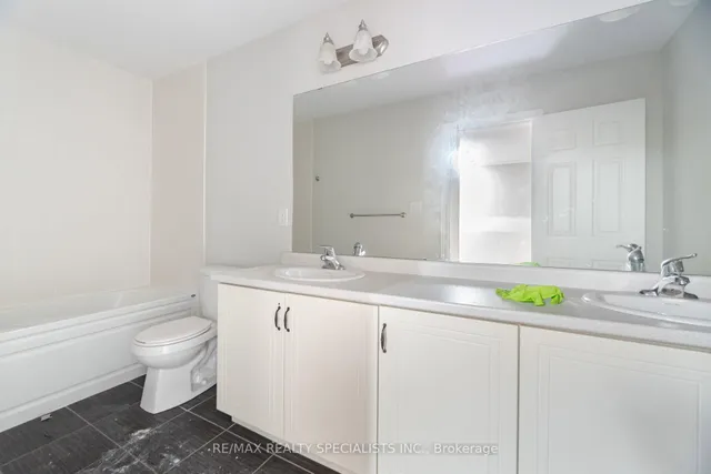 Additional image 31 of 33 Pringdale Gardens Circ