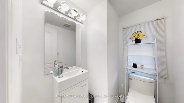 Additional image 18 of 878 Delgado Dr