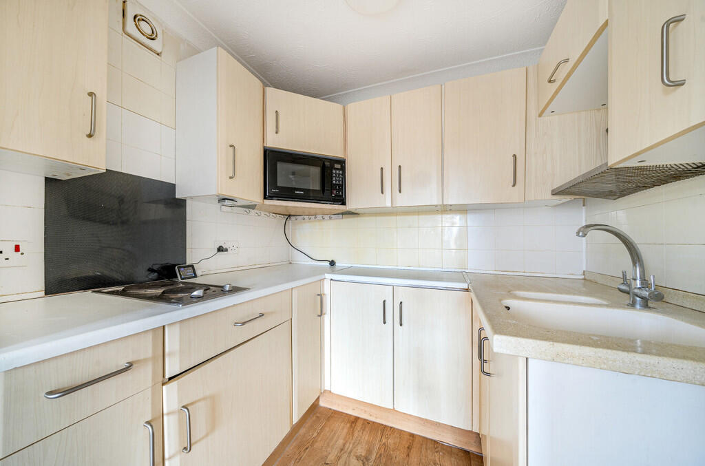 Additional image 2 of Warminster