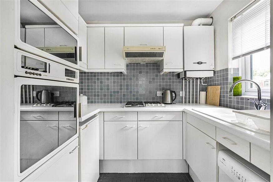 Additional image 5 of Thompsons Close, Harpenden, AL5