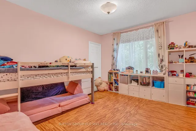 Additional image 8 of 8 Blaine Dr