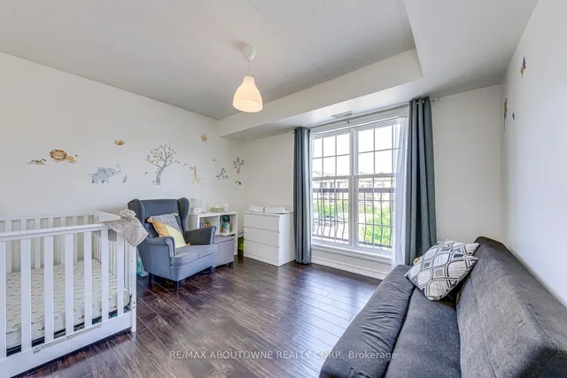 Additional image 32 of 1370 Main St Unit 312