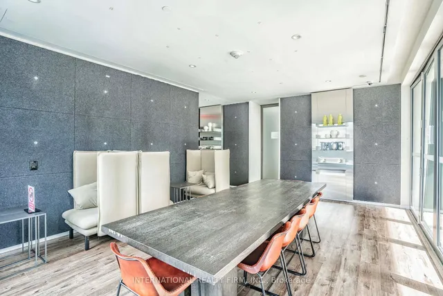 Additional image 40 of 159 Dundas St Unit 403