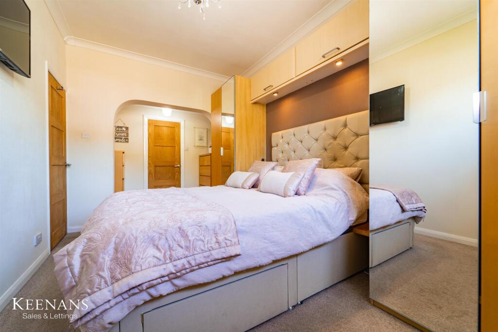 Additional image 33 of Windsor Close, Read