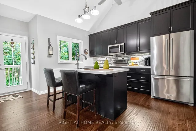 Additional image 10 of 18 Rolling Lane