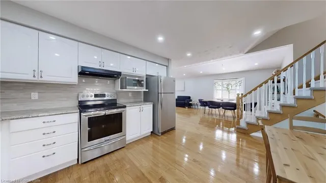 Additional image 13 of 183 Alderlea Ave