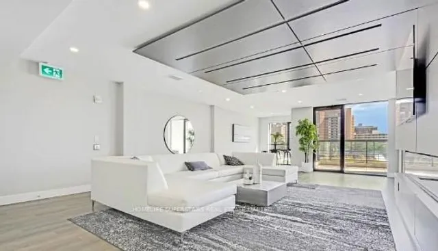 Additional image 10 of 15 Queen St Unit 512