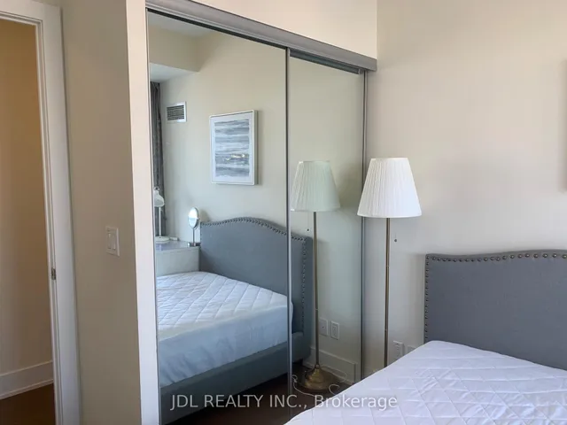 Additional image 10 of 200 Bloor St Unit 2204