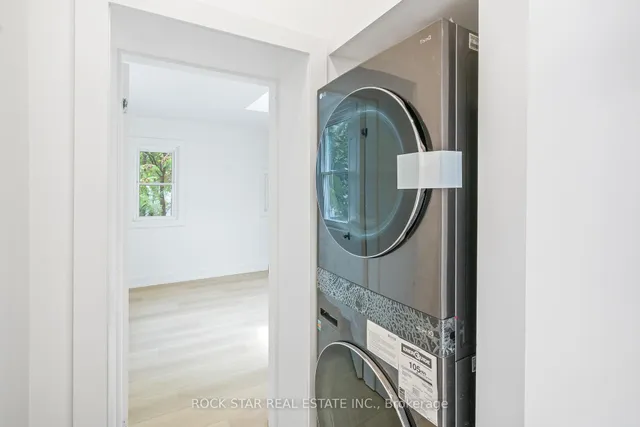 Additional image 38 of 42 Ray St