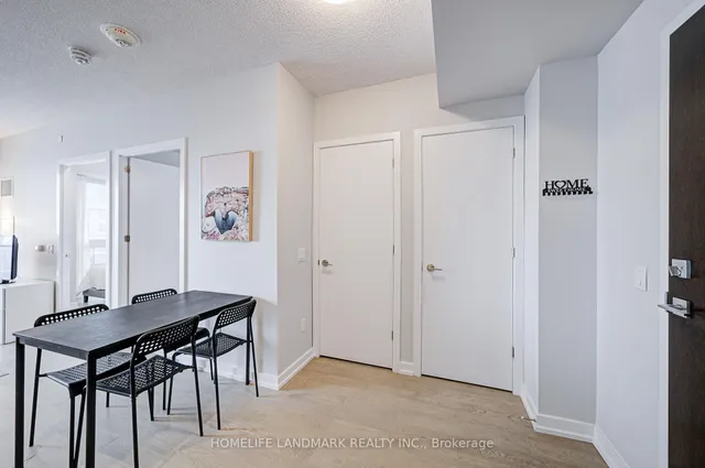 Additional image 8 of 2221 Yonge St Unit 2304