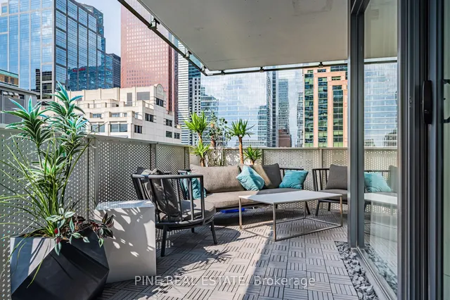 Additional image 27 of 25 Richmond St Unit 1305