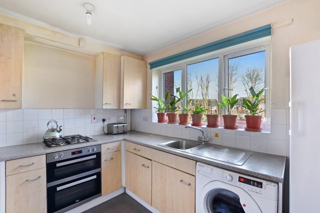 Additional image 4 of Lavender Crescent, St. Albans, Hertfordshire, AL3