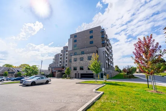 Additional image 39 of 30 Hamilton St Unit 305