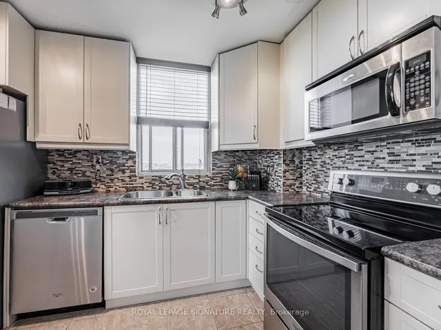 Additional image 25 of 60 Pavane Linkway Unit 1914