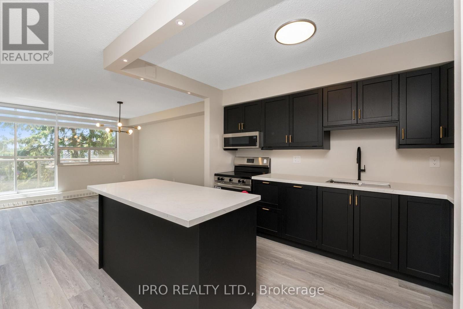 Property image for 319 - 1050 STAINTON DRIVE|Mississauga (Erindale), Ontario L5C2T7