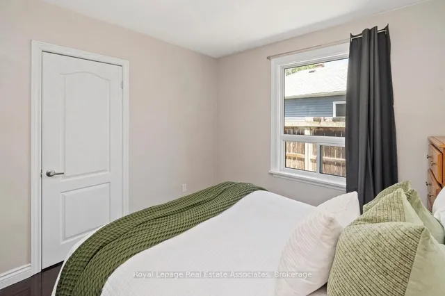 Additional image 17 of 107 Court St