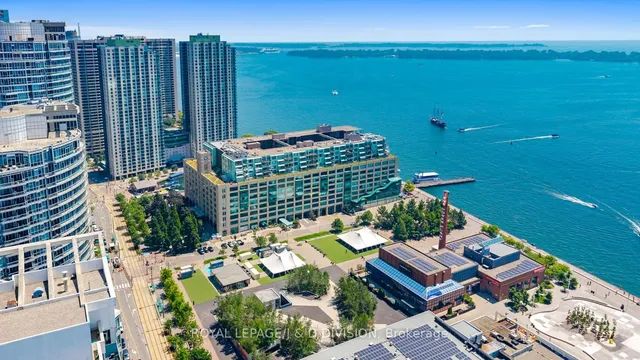 Additional image 40 of 211 Queens Quay Unit 1201