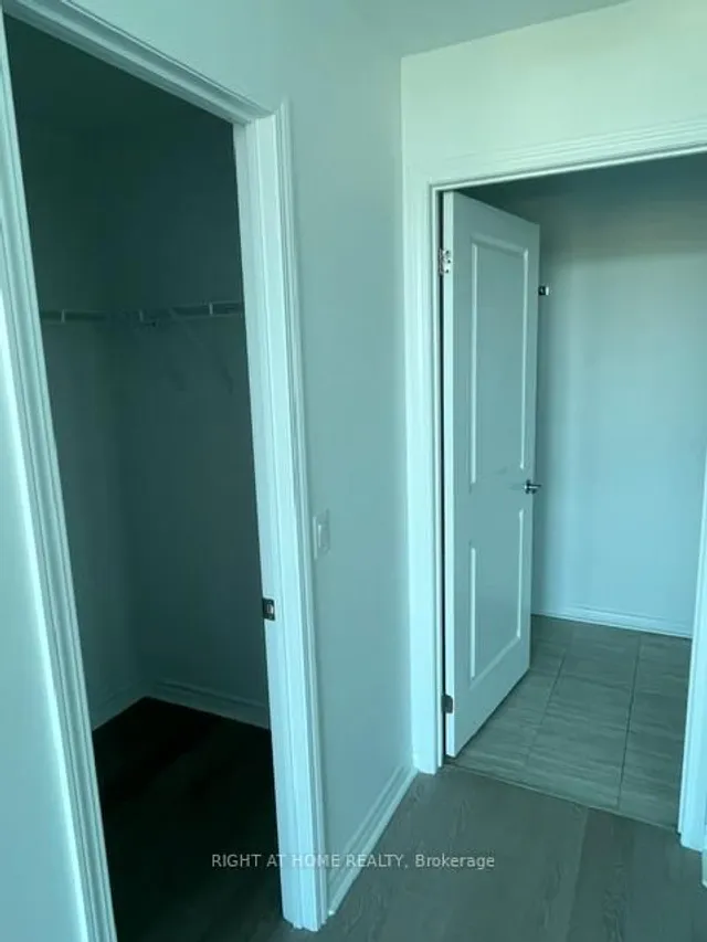 Additional image 10 of 2522 Keele St Unit 803