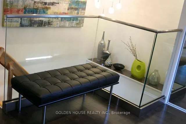 Additional image 24 of 21 Thatcher Ave