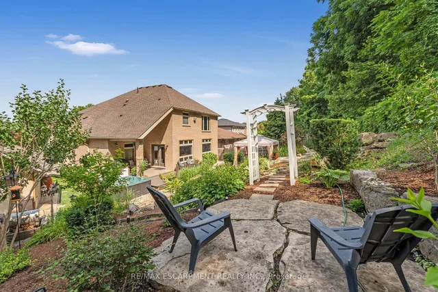 Additional image 43 of 22 Shadeland Cres