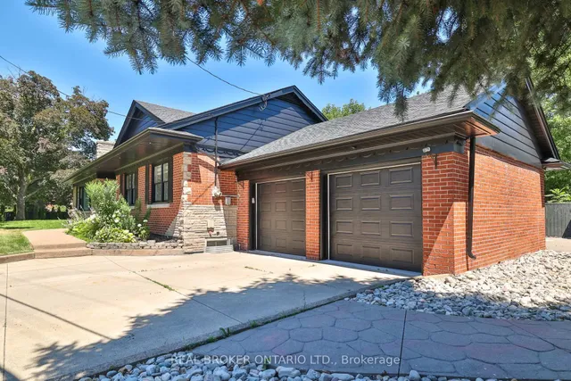 Additional image 39 of 76 Randall Ave