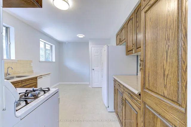 Additional image 9 of 28 Burgby Ave