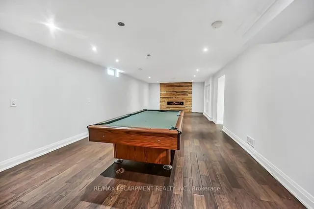 Additional image 32 of 242 Eringate Dr