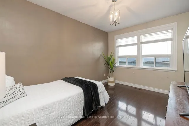 Additional image 15 of 107 Court St