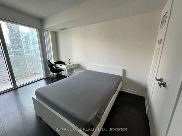 Additional image 5 of 100 Harbour St Unit 2008